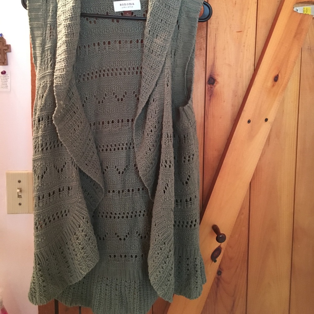 Sonoma size medium olive green crochet vest